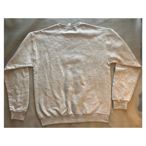 Stranger Things MED Hawkins High Tigers Crew Neck Long Sleeve EUC - Picture 3 of 7